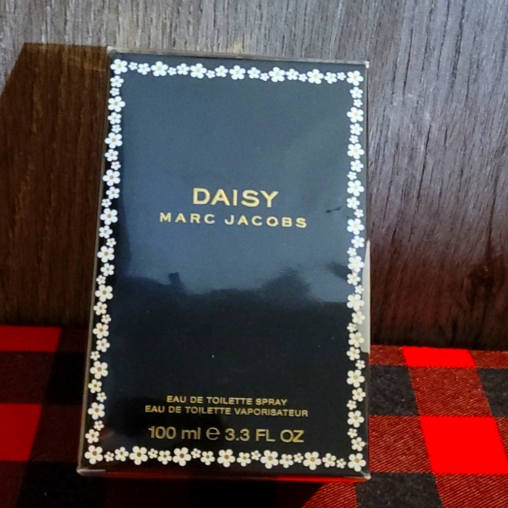 Marc Jacobs perfume